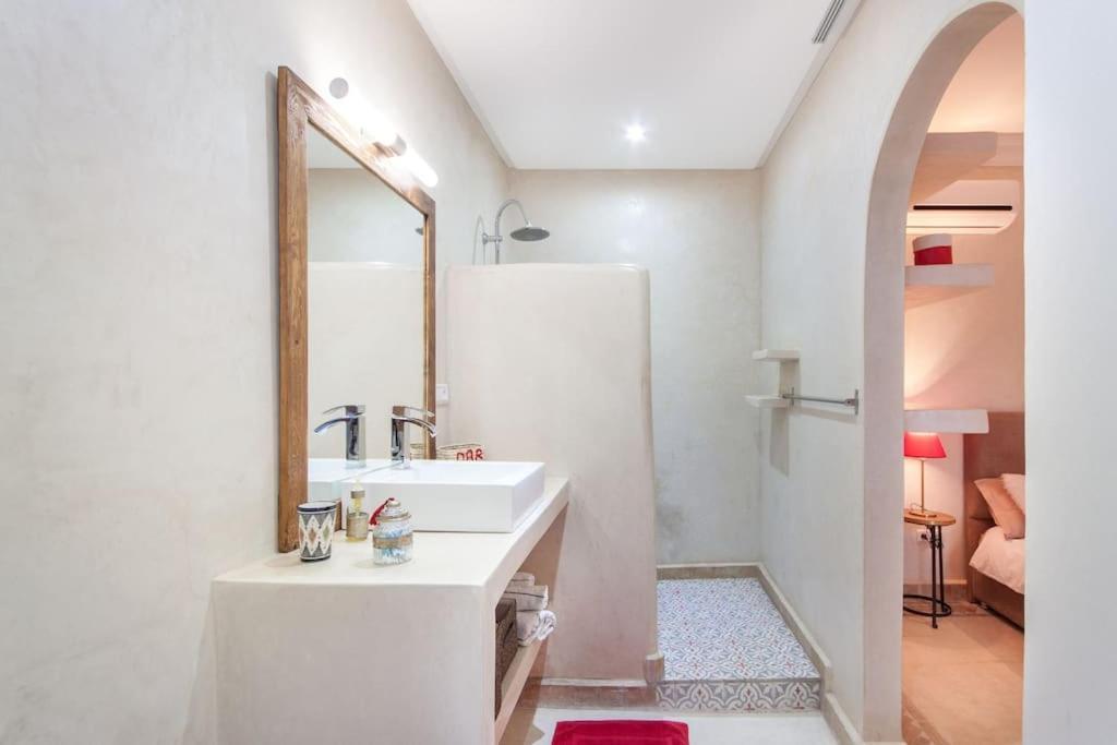 Riad Melilo Avec Piscine Chauffee Маракеш Екстериор снимка