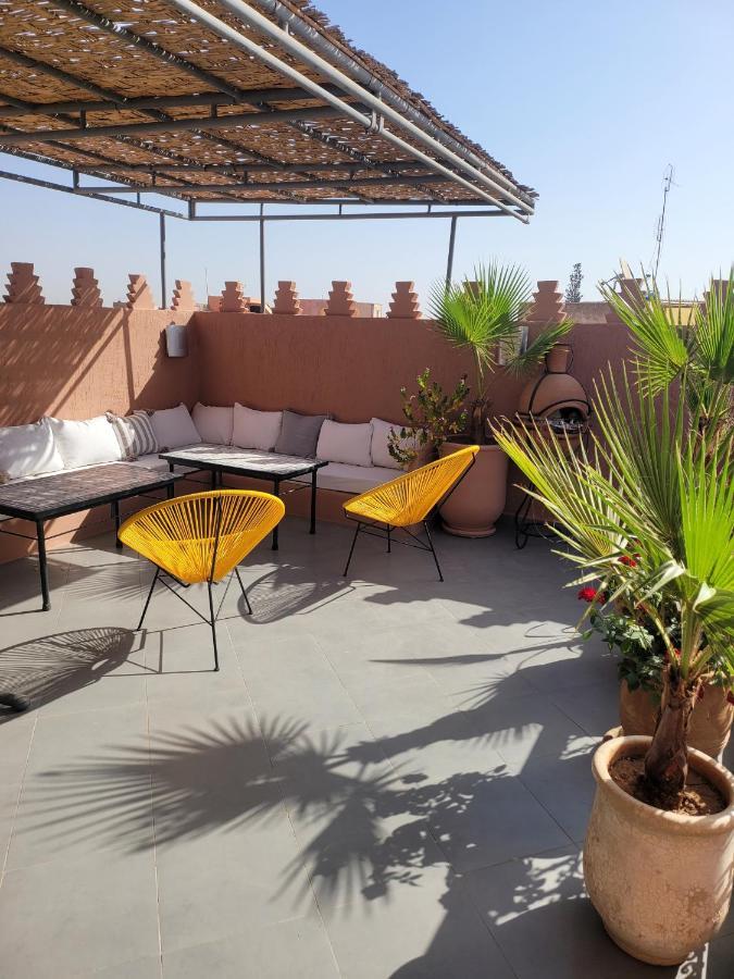 Riad Melilo Avec Piscine Chauffee Маракеш Екстериор снимка