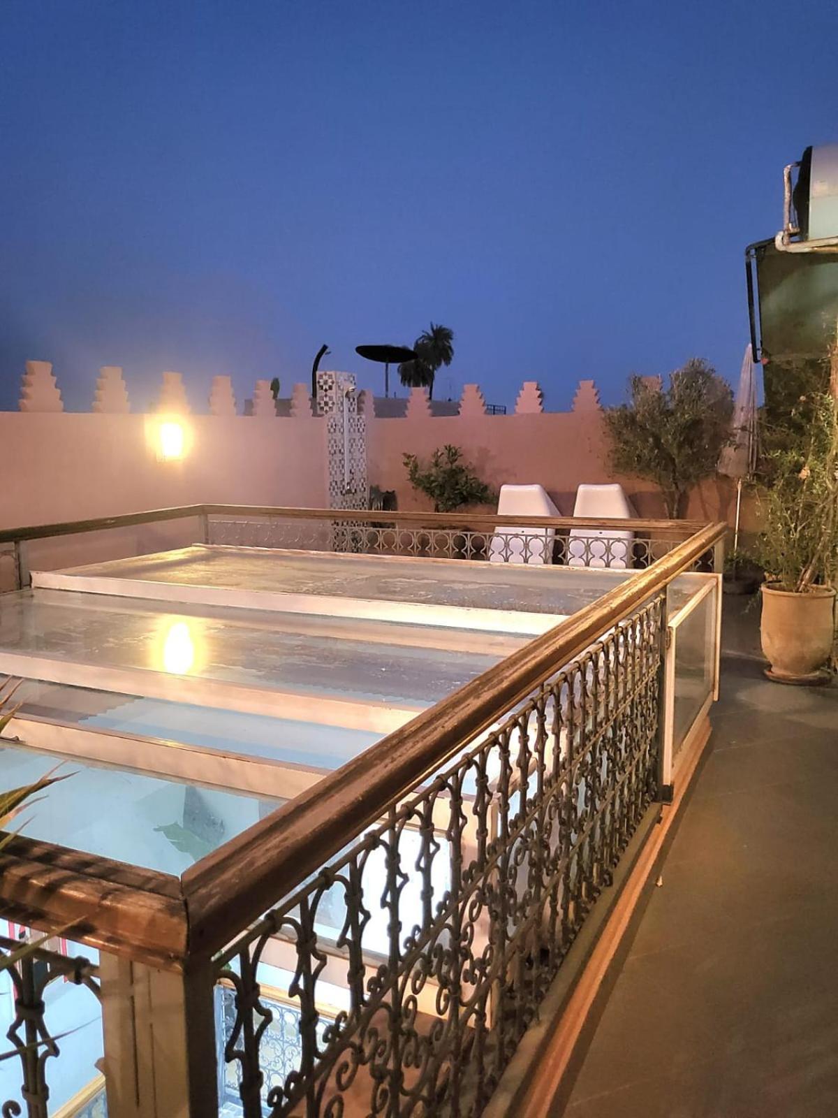 Riad Melilo Avec Piscine Chauffee Маракеш Екстериор снимка