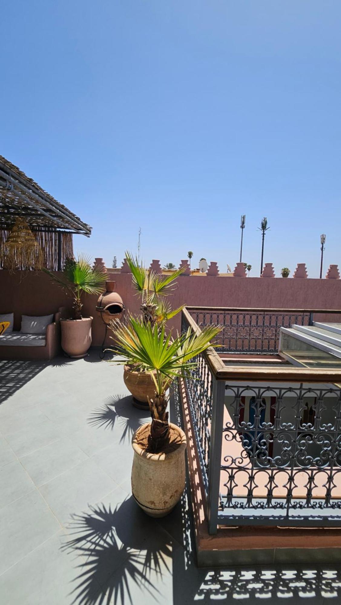 Riad Melilo Avec Piscine Chauffee Маракеш Екстериор снимка