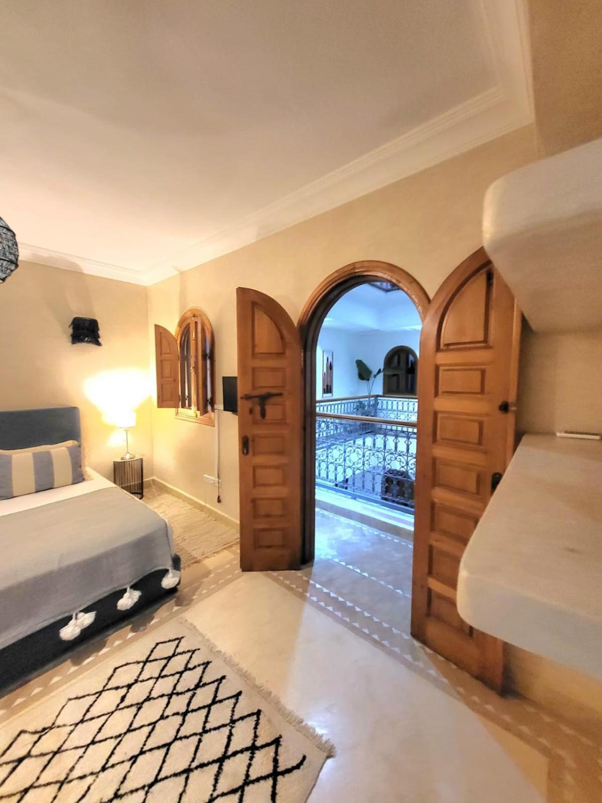 Riad Melilo Avec Piscine Chauffee Маракеш Екстериор снимка