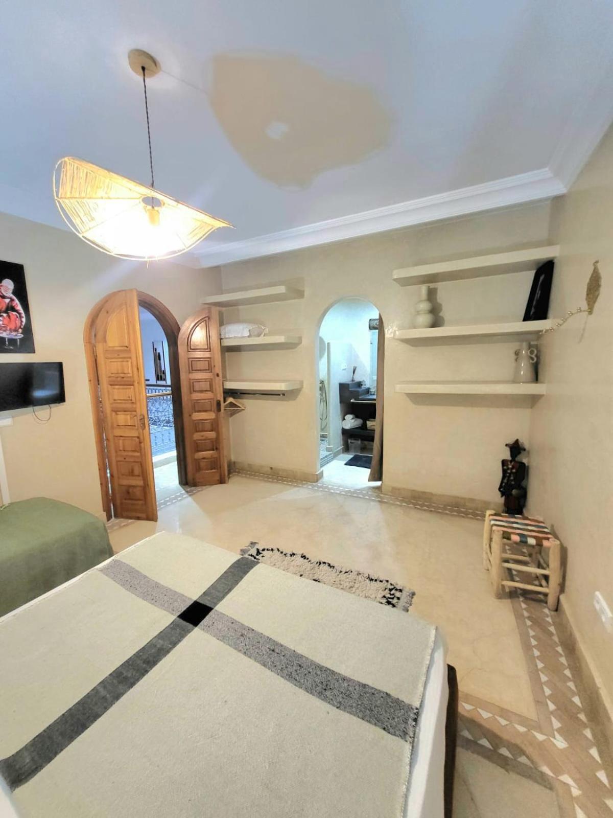Riad Melilo Avec Piscine Chauffee Маракеш Екстериор снимка