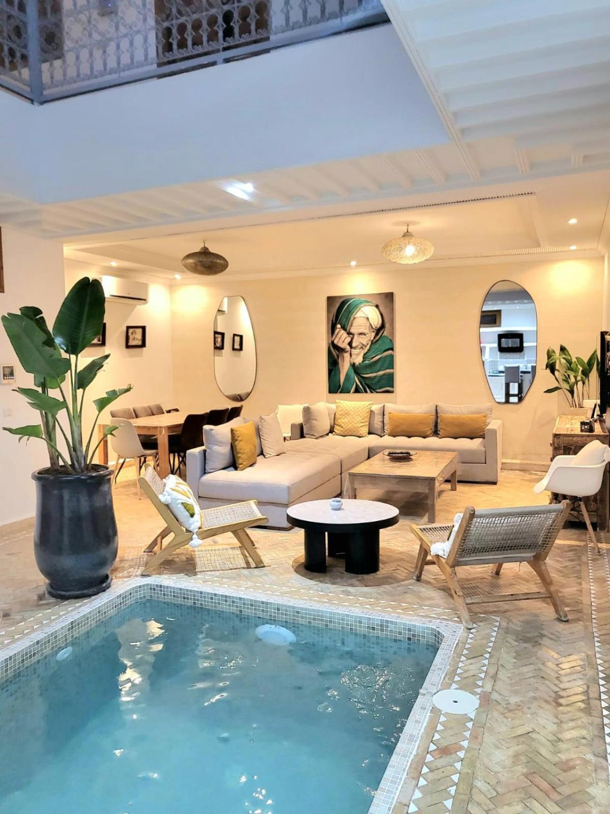 Riad Melilo Avec Piscine Chauffee Маракеш Екстериор снимка