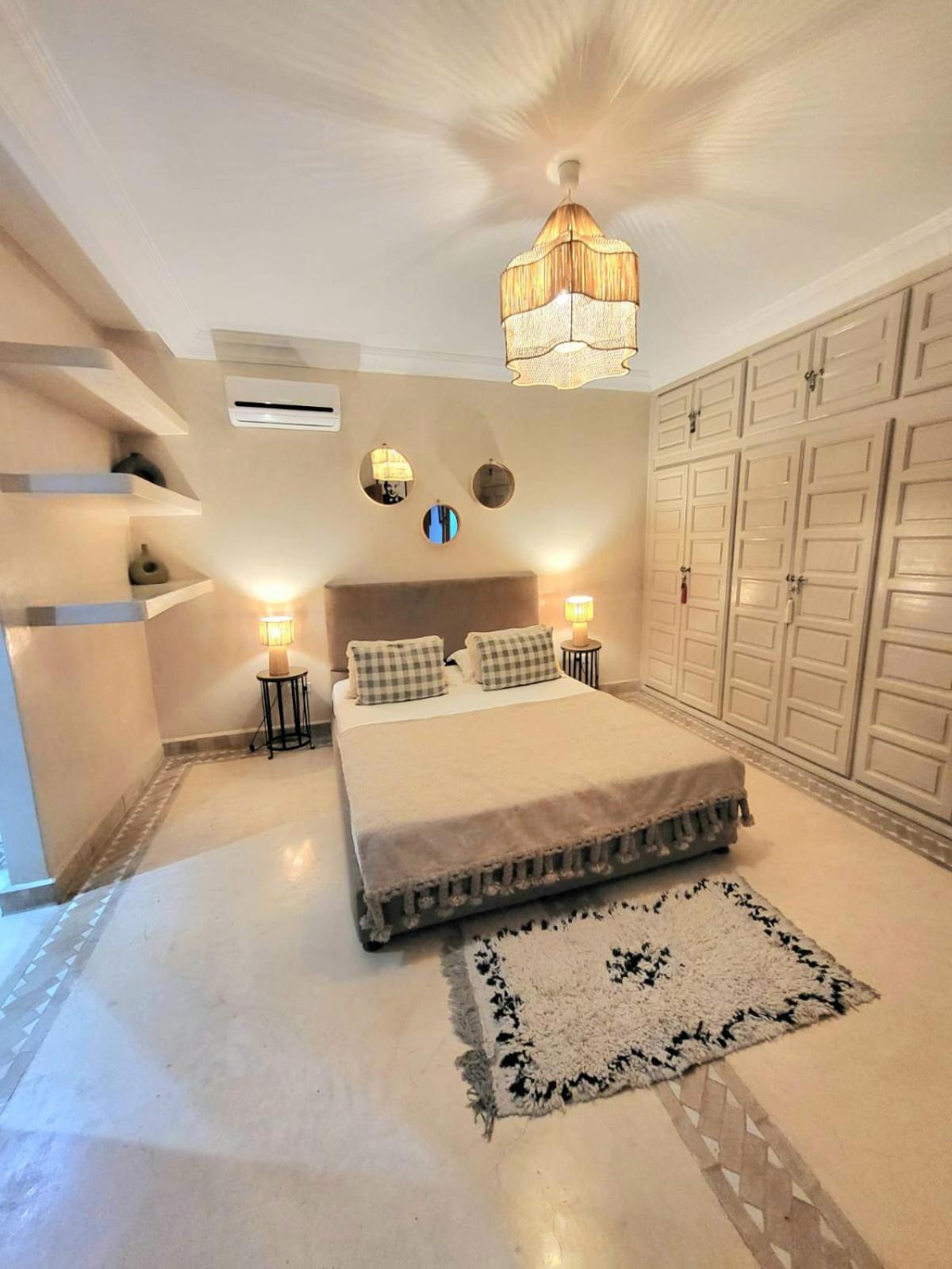 Riad Melilo Avec Piscine Chauffee Маракеш Екстериор снимка