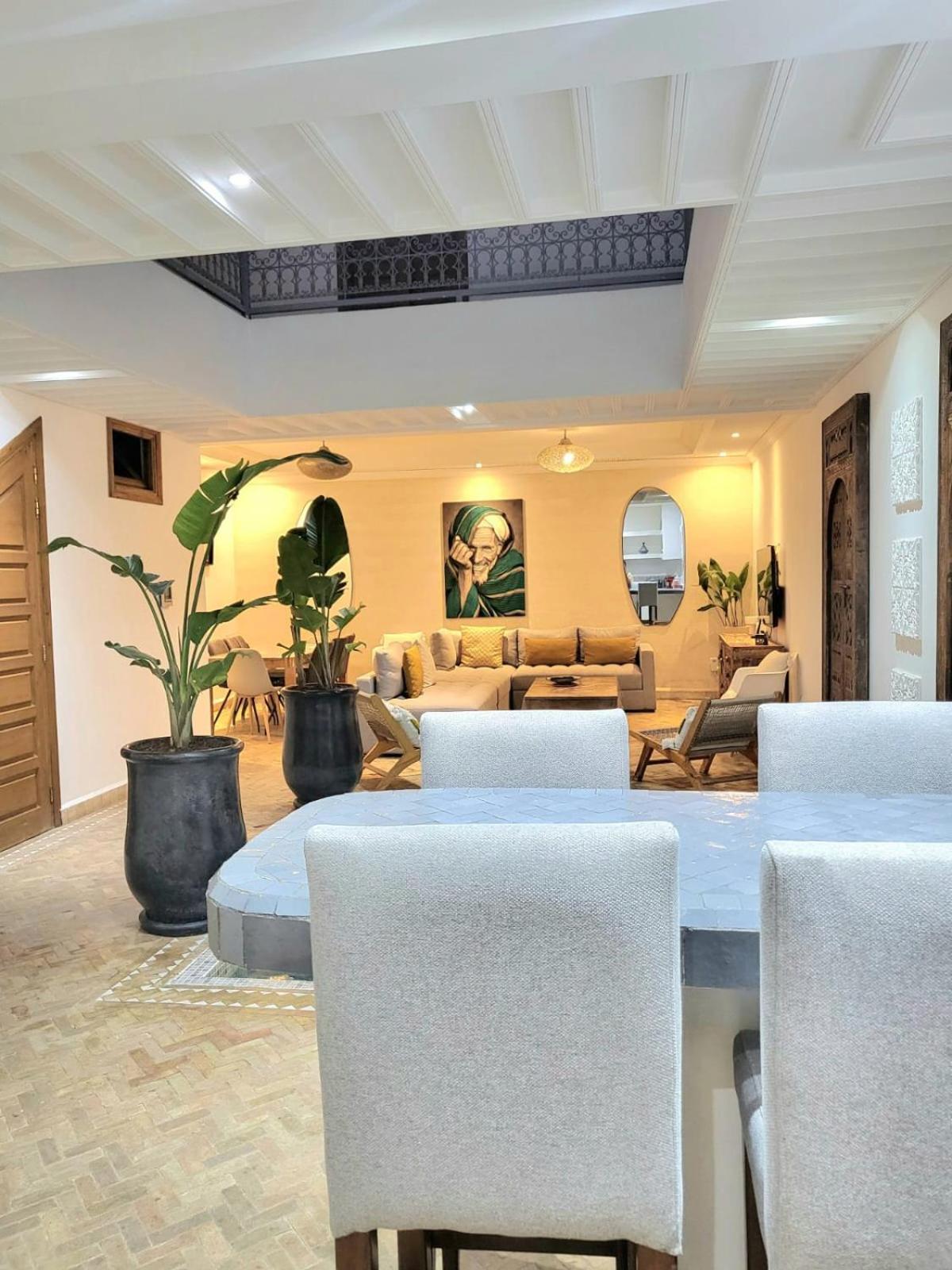 Riad Melilo Avec Piscine Chauffee Маракеш Екстериор снимка
